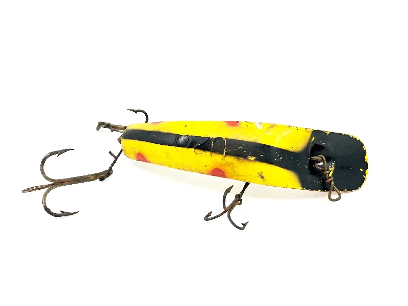 High-Quality Lures-Helin Flatfish U20, Yellow with Black Stripe and Spots Color