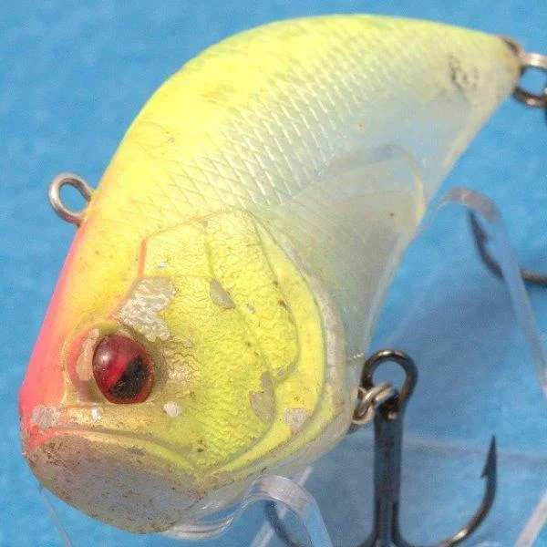 Topwater Lures-LEVEL VIB (Rattle-in) [Used]