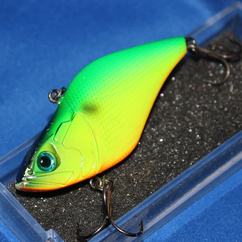 Glow-in-the-Dark Lures-RISEBACKER Less [Used]